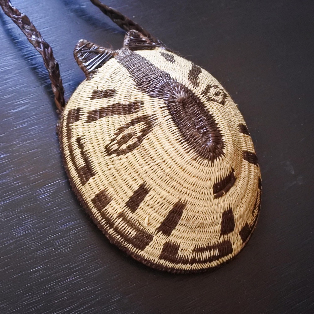 Vintage Wounaan Embera Panama Folk Art Animal Cat Medicine Pouch Basket Bag